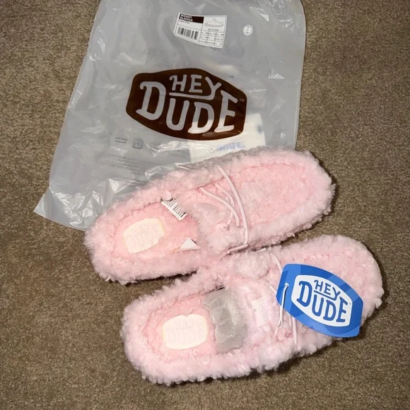 pink hey dude wendy slippers - Picture 2 of 4